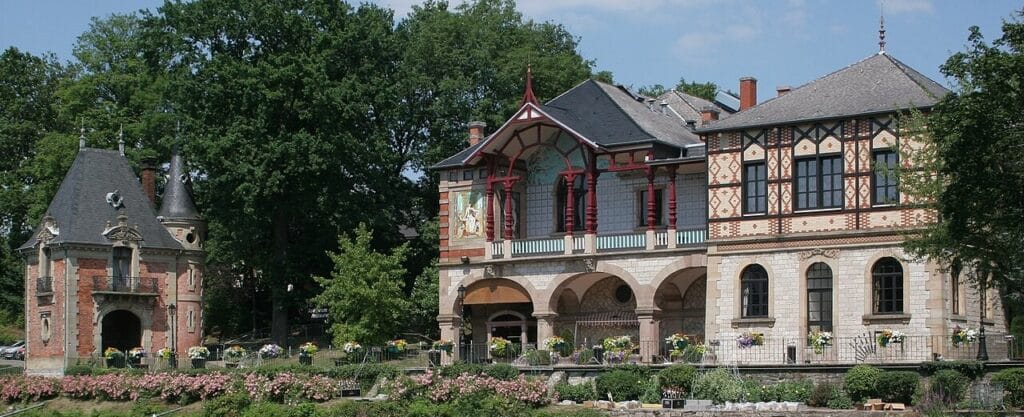 Généalogiste à Sarreguemines : familles entre Moselle et Sarre 2 Casino de la Faïencerie à Sarreguemines (57) - Généalogiste Sarreguemines, Quêtes et Racines